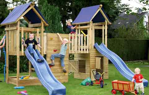 Kinder Spielgeräte-Kombination mit Spielturm