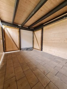 Abstellraum Holz dunkelgrau/natur, innen